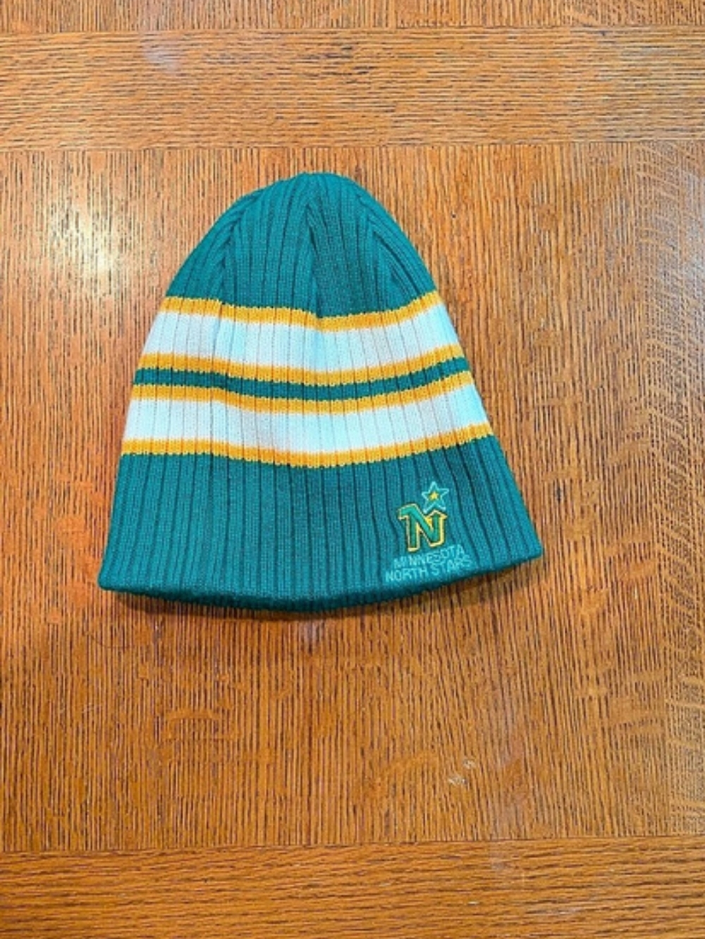 MN NORTH STARS Reversable Striped Beanie in Green, Yellow & White